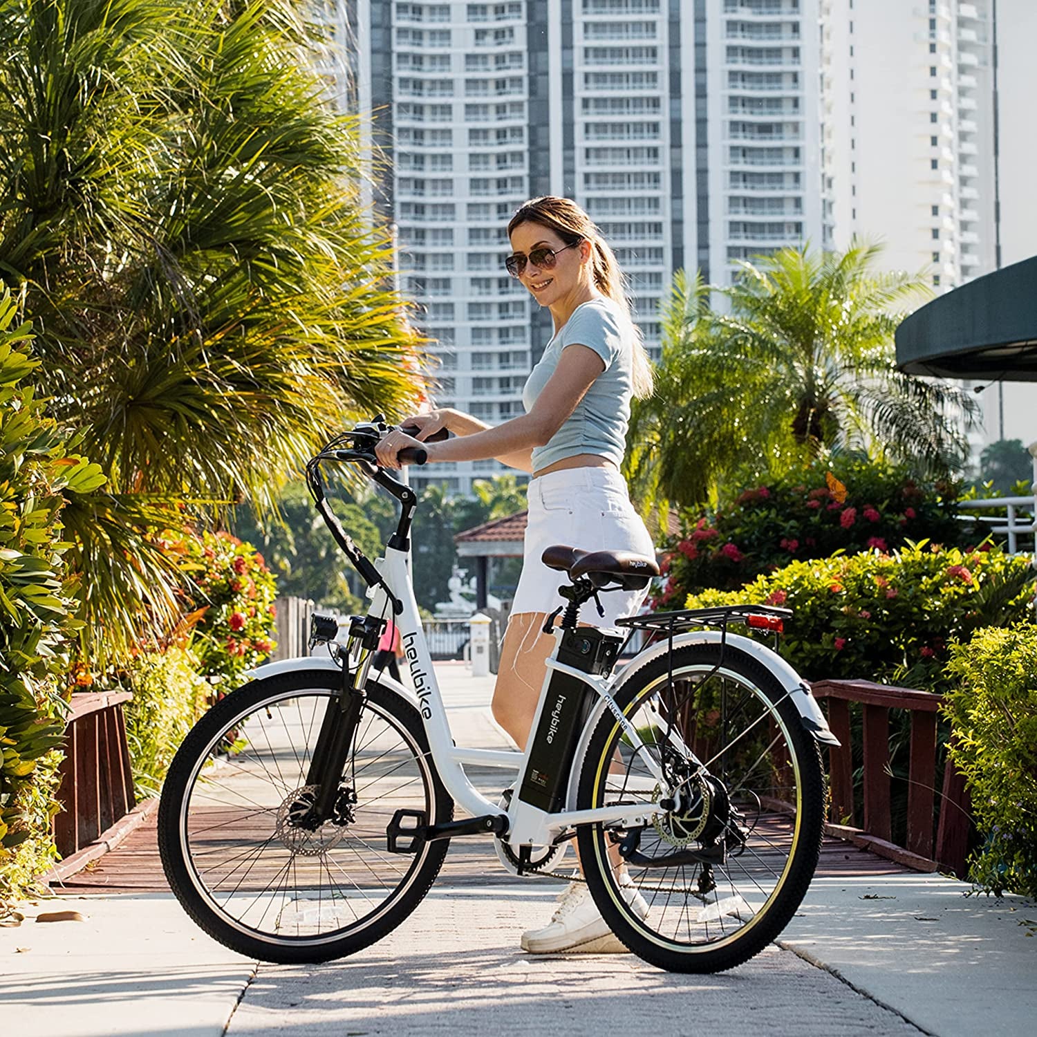 [ADS] Cityscape Electric Bike 350W up to 40 Miles Removable Battery, 7-Speed and Dual Shock Absorber, 26"